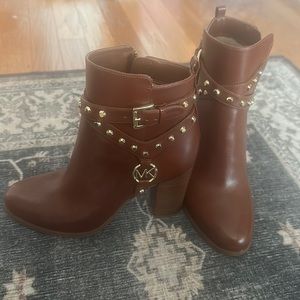 Michael Kors Brown Boots Size 6